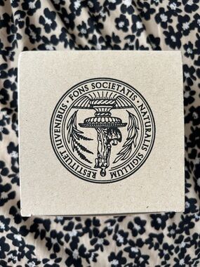 Cream Body Moisturizer with Botanical Seal - Hydrating Daily Cream